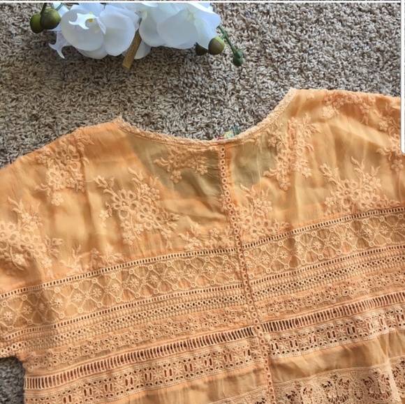 Johnny Was shirt - Picture 2 of 8